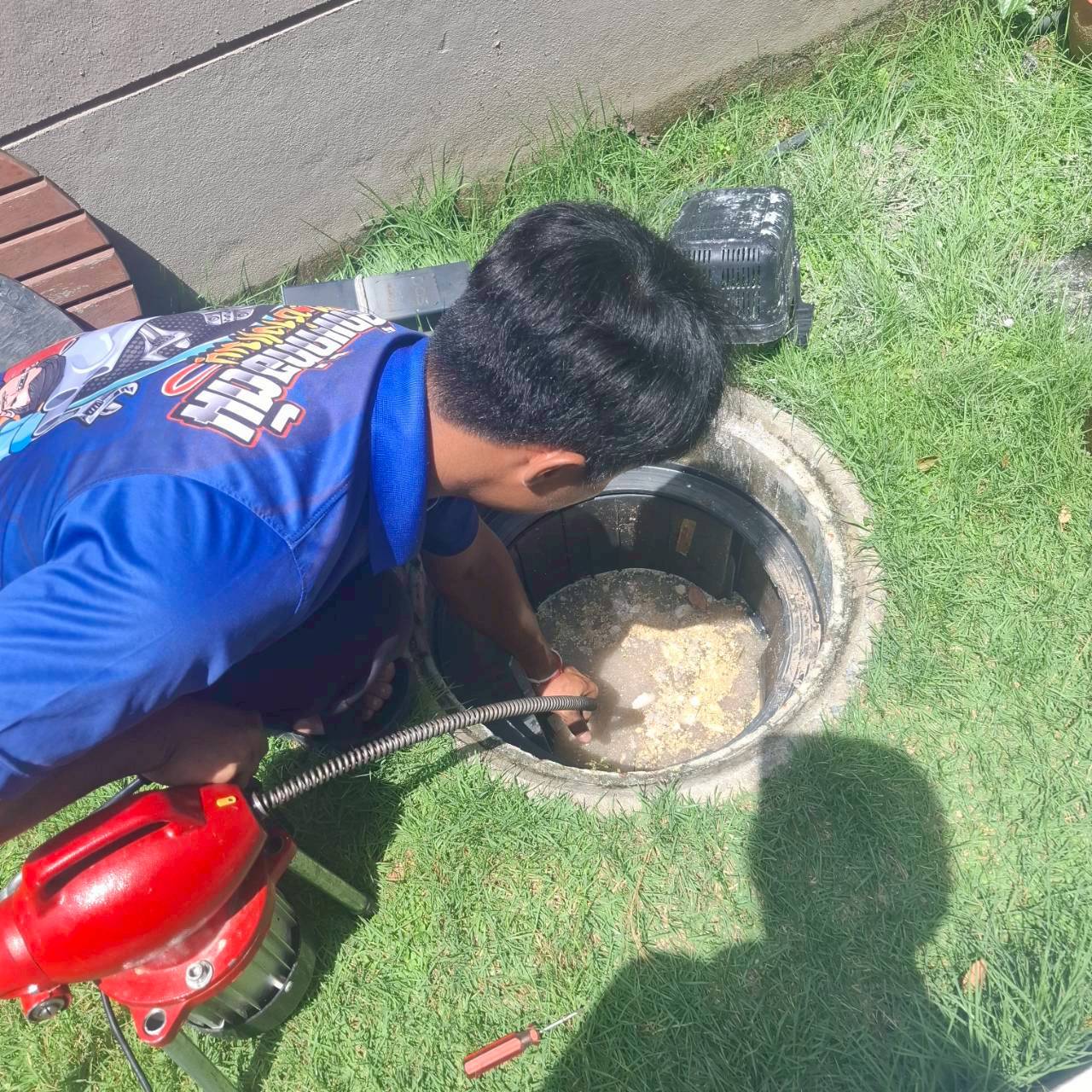 แก้ไขจบทุกปัญหาท่อนํ้าทิ้งอุดตัน แก้ไขตรงจุดไม่มีสารเคมี ไม่เสียเวลาทุบรื้ออีกต่อไป ราคาสบายกระเป๋า แก้ไขรวดเร็ว หากแก้ไขไม่ได้ ไม่มีค่าใช้จ่าย  แก้หายทางเราพร้อมรับประกันงานหลังทำ 45 วัน บริการ 24 ชั่วโมง